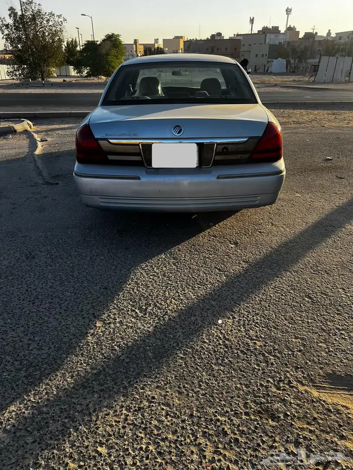 فورد جراند ماركيز 2008 3