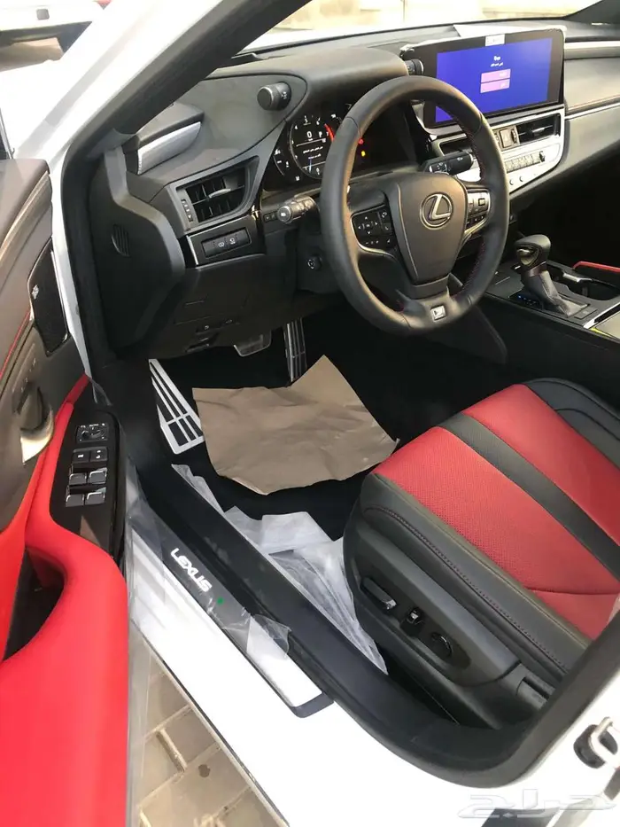 لكزس ES350 FF 2025 اسبورت سعودي أبيض _ أسود داخل أحمر 2