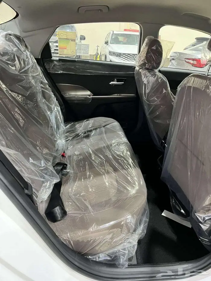 عرض هيونداي اكسنت فليت موديل 2026 ابيض سقف اسود 7