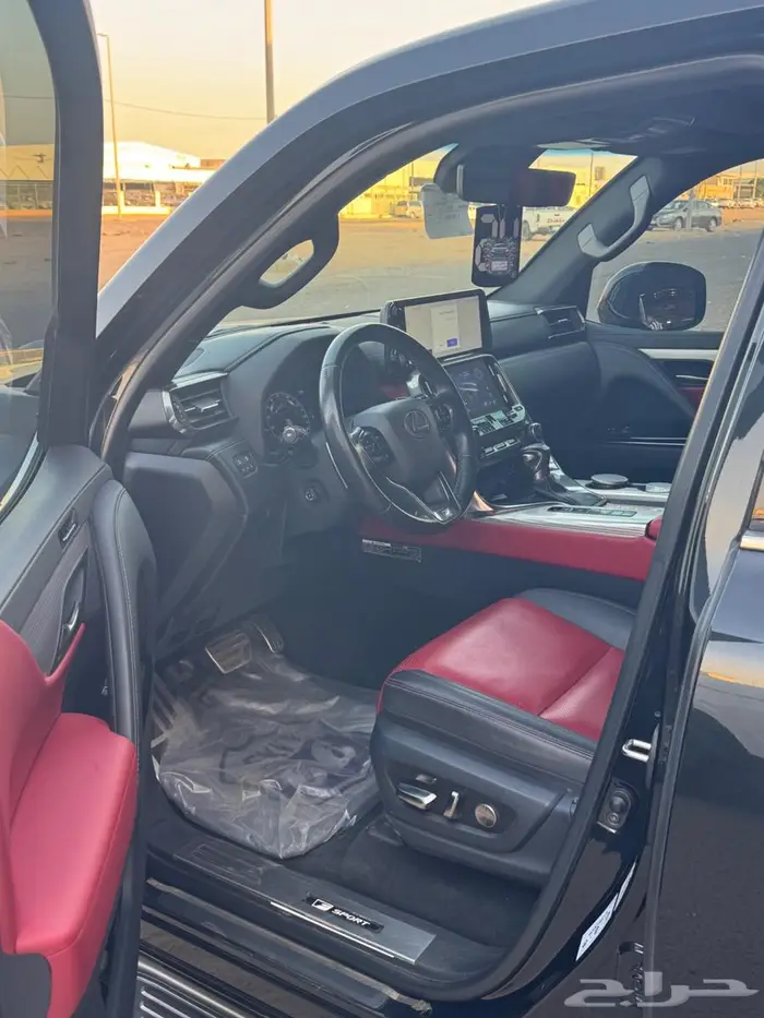 لكزس سبورت (2022) 4