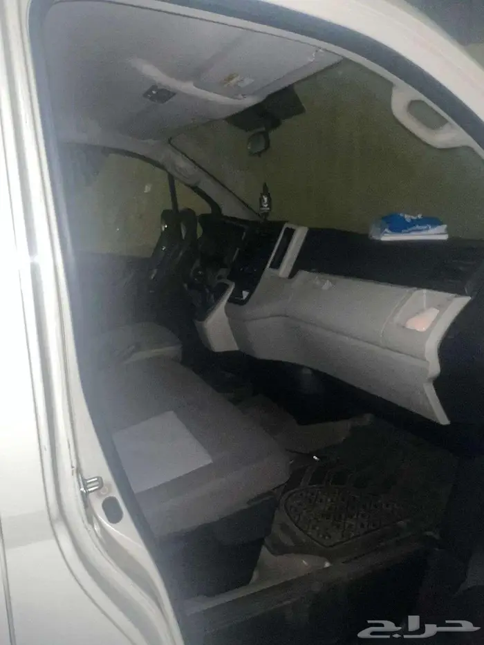 تويوتا هايس باص بضاعة 2020 للبيع 3