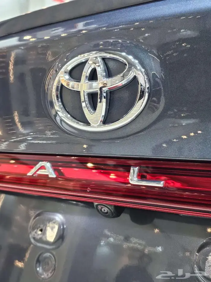 تويوتا افالون بريميوم فل كامل 2022 16