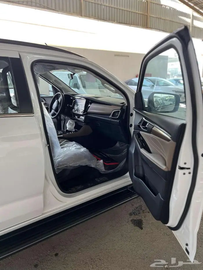 ايسوزو ام يو اكس 2025 فل كامل دبل ديفلوك 12