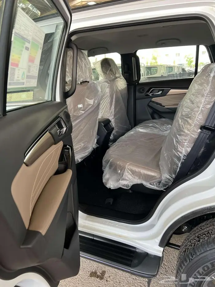 ايسوزو ام يو اكس 2025 فل كامل دبل ديفلوك 13