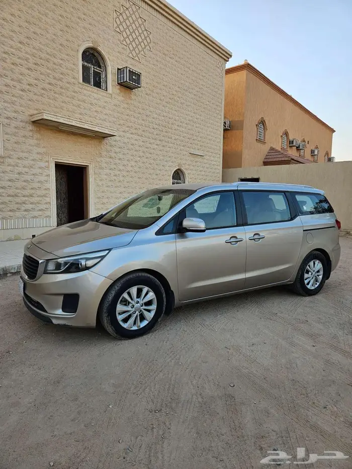 فان كيا كرنفال 2016 للبيع 0