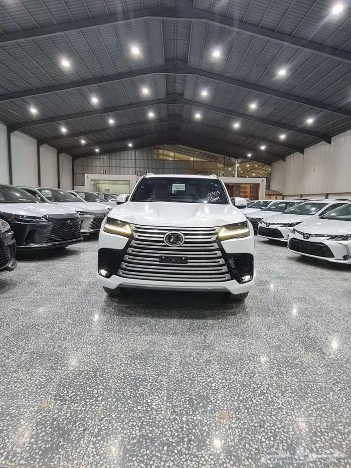 لكزس LX 600 BB بنزين ابيض 2025 السعر 550.000 3