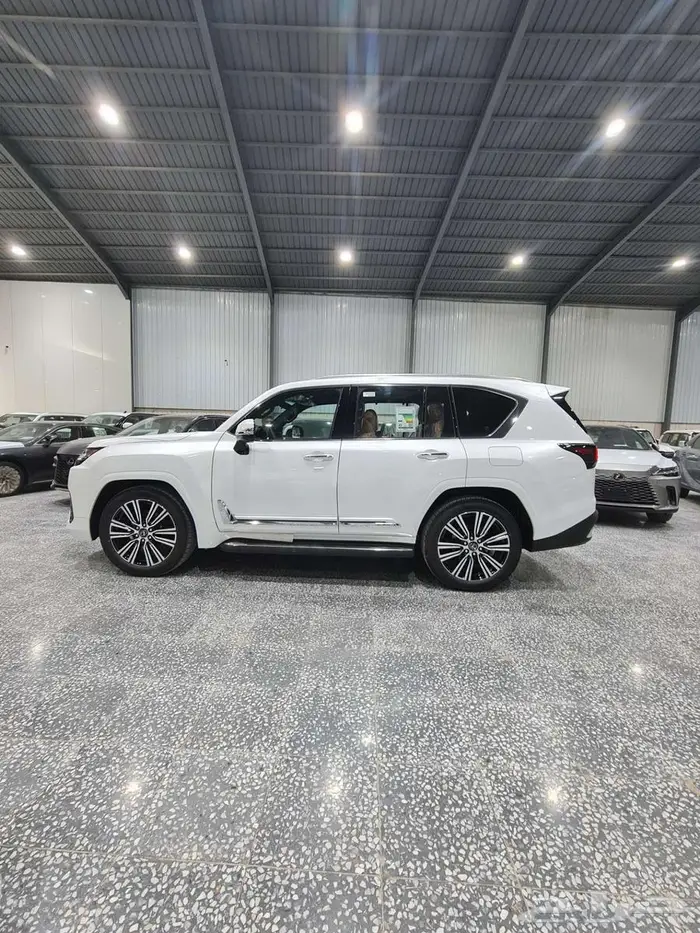 لكزس LX 600 BB بنزين ابيض 2025 السعر 550.000 2