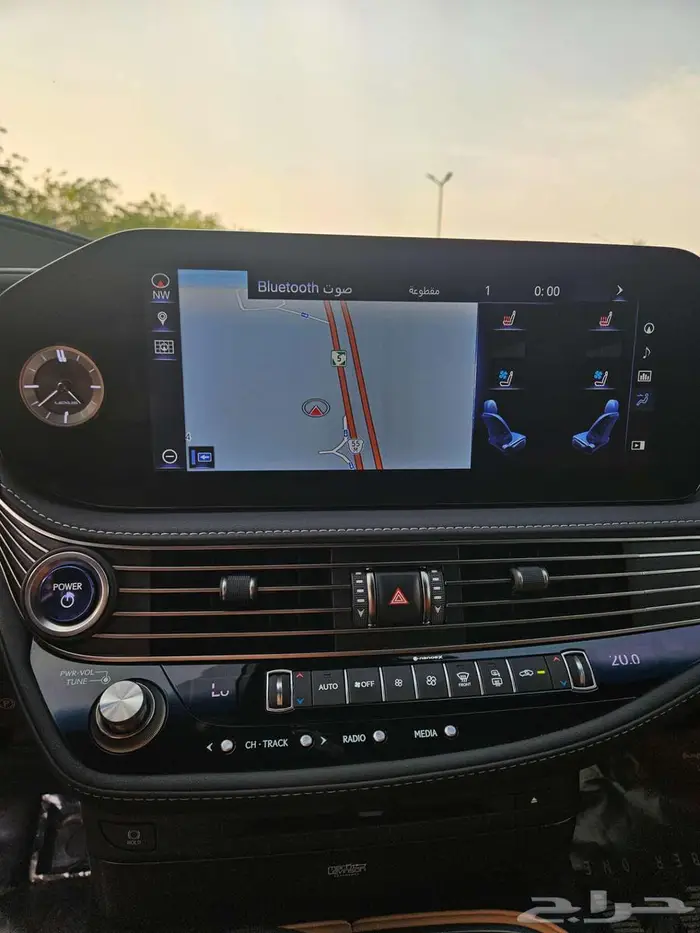 لكزس LS500h فل الفل 2022 8