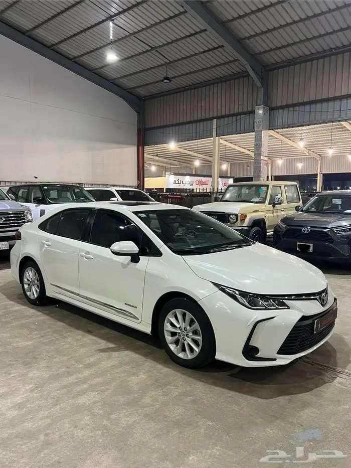 تويوتا كورولا 2020 فل كامل ( عبد اللطيف جميل ) 3