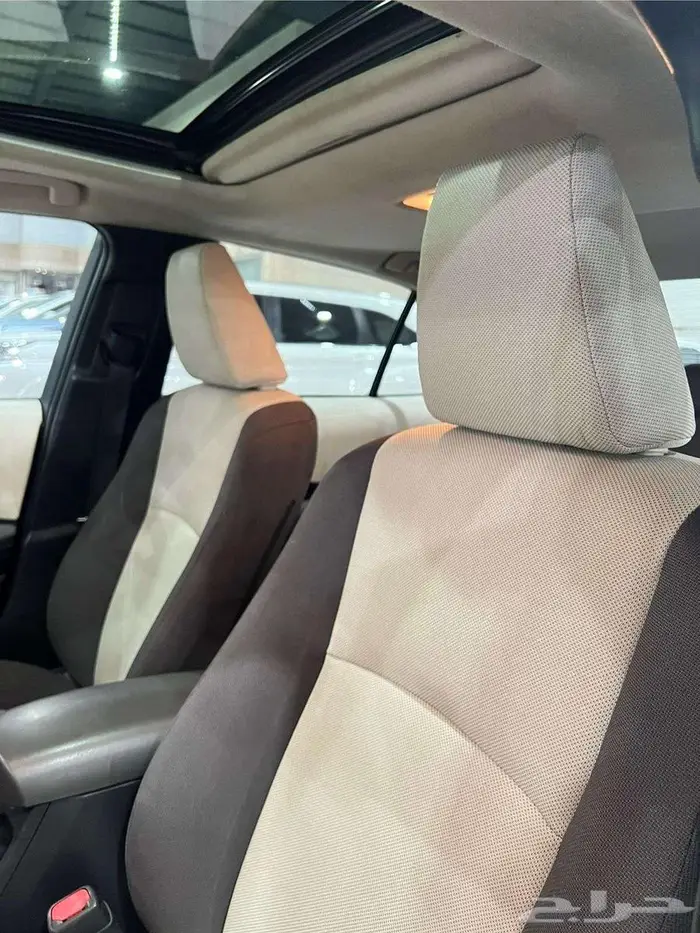 تويوتا كورولا 2020 فل كامل ( عبد اللطيف جميل ) 6