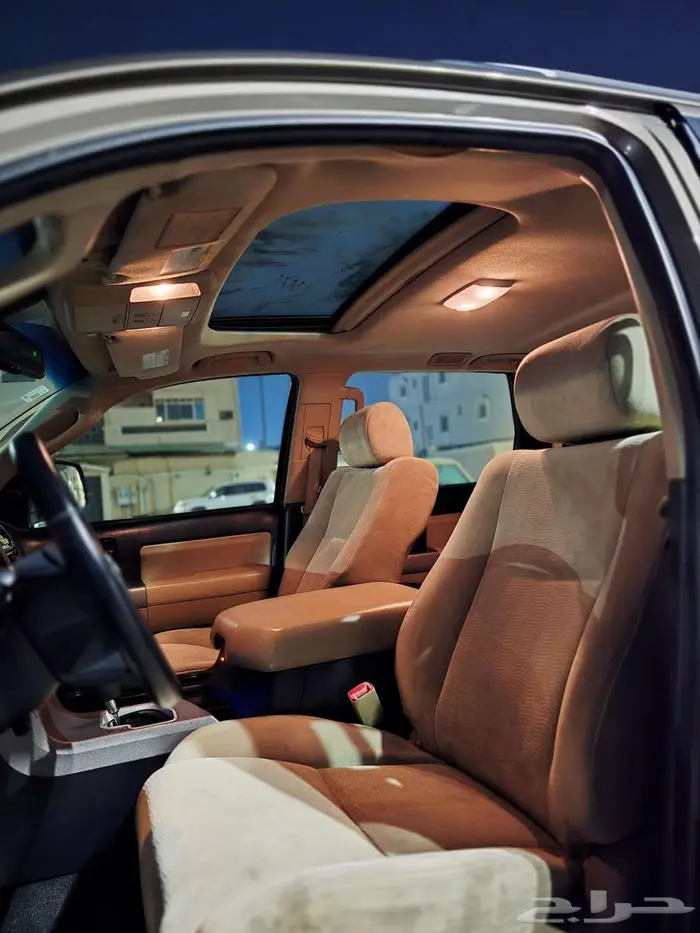 للبيع تويوتا سيكويا 2013 SR5 4X4 4