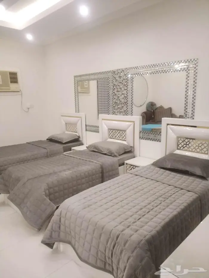 شقة غرفة وصالة ومطبخ وحمام مفروشة كامل للاحار 0