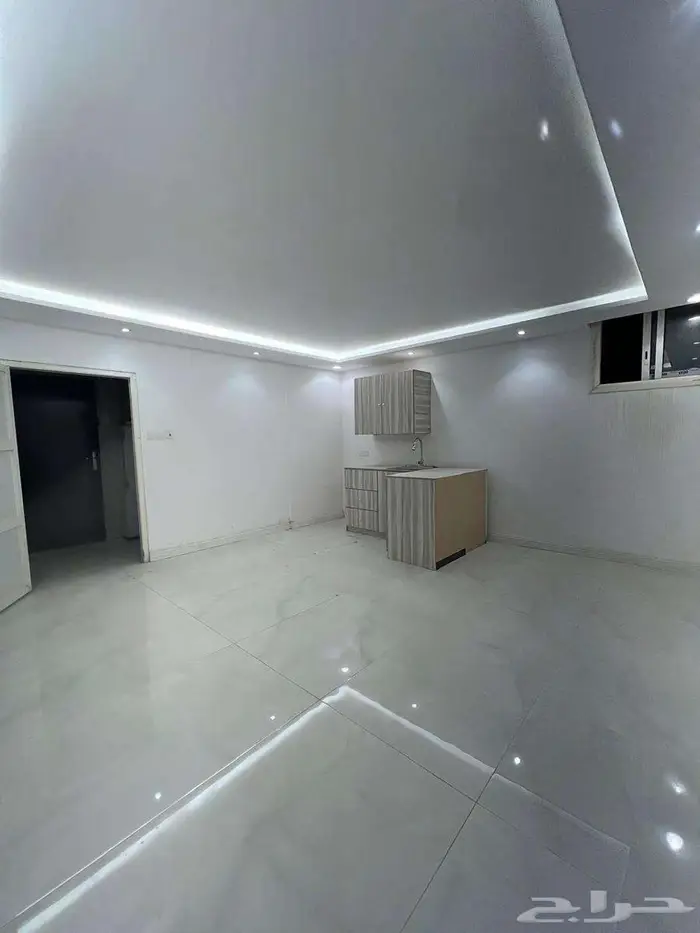 شقه للايجار بحي العارض قريبه من سلمان 0