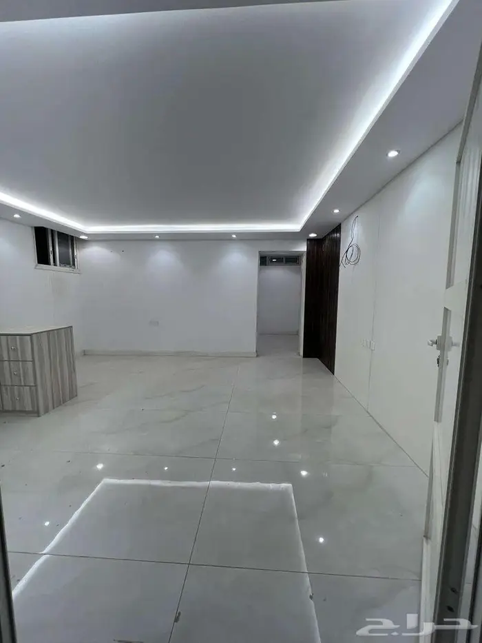 شقه للايجار بحي العارض قريبه من سلمان 1