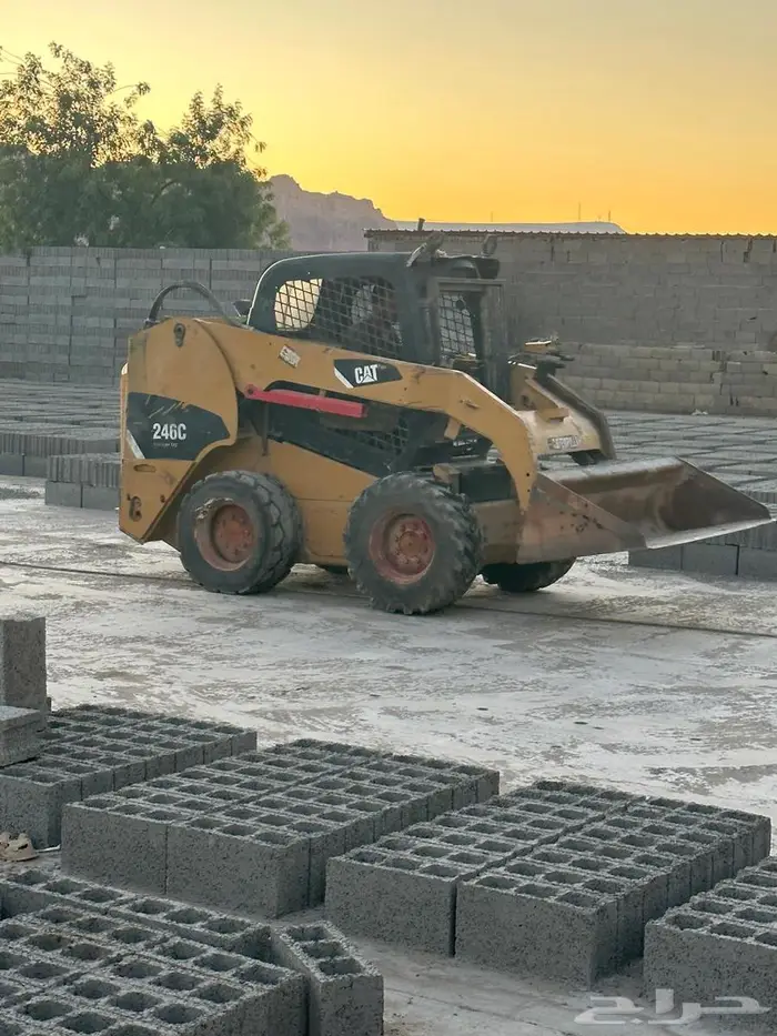 بوبكات 2008 معاه عربه ودريل الحد 35 الف 0