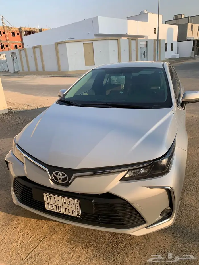 تويوتا كورولا (2024) - رصاصي 12