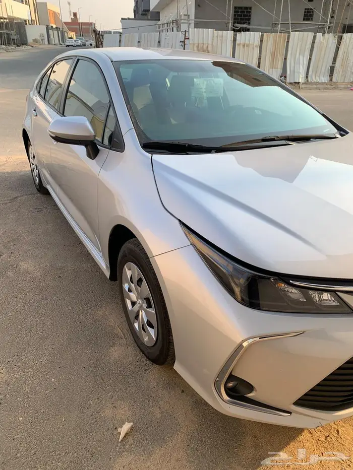 تويوتا كورولا (2024) - رصاصي 13