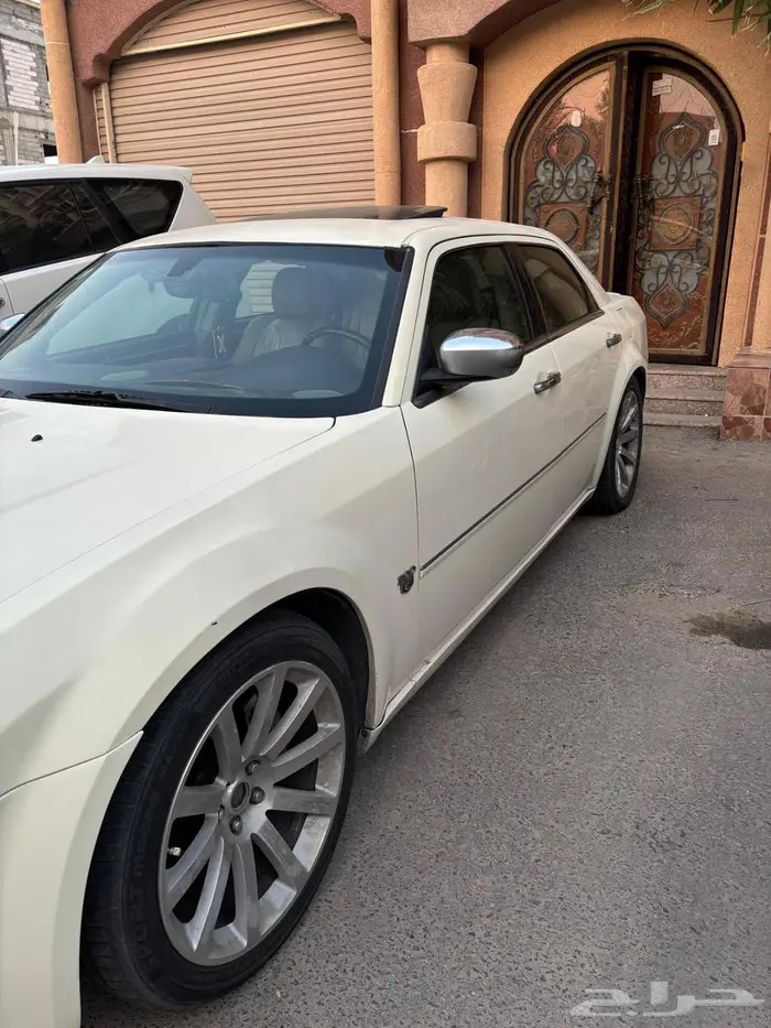 كرايزر 2007 فل كامل نظيفه شرط 300c 8