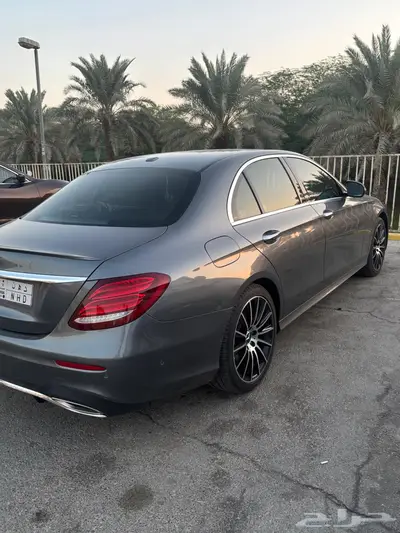 للبيع مرسيدس e300 2018 index