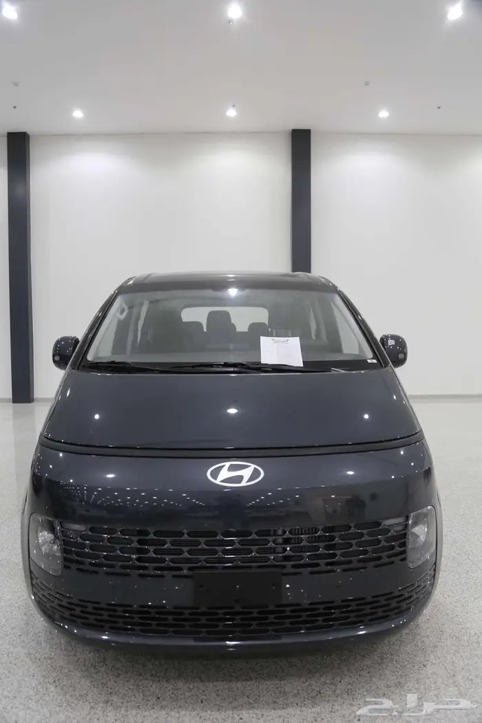 هيونداي ستاريا 2025 تيربو 9 ركاب ب 120750 بالضريبة 0