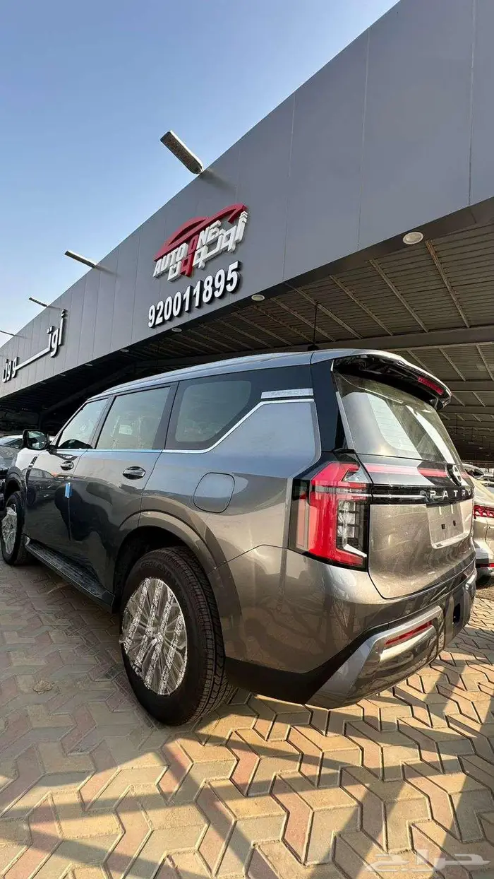 نيسان باترول تنفس طبيعي بلاتينيوم 2025 13