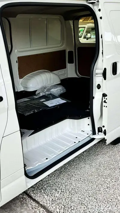 باص بضاعة سقف منخفض ديزل 2026 سعودي قير اتماتيك index