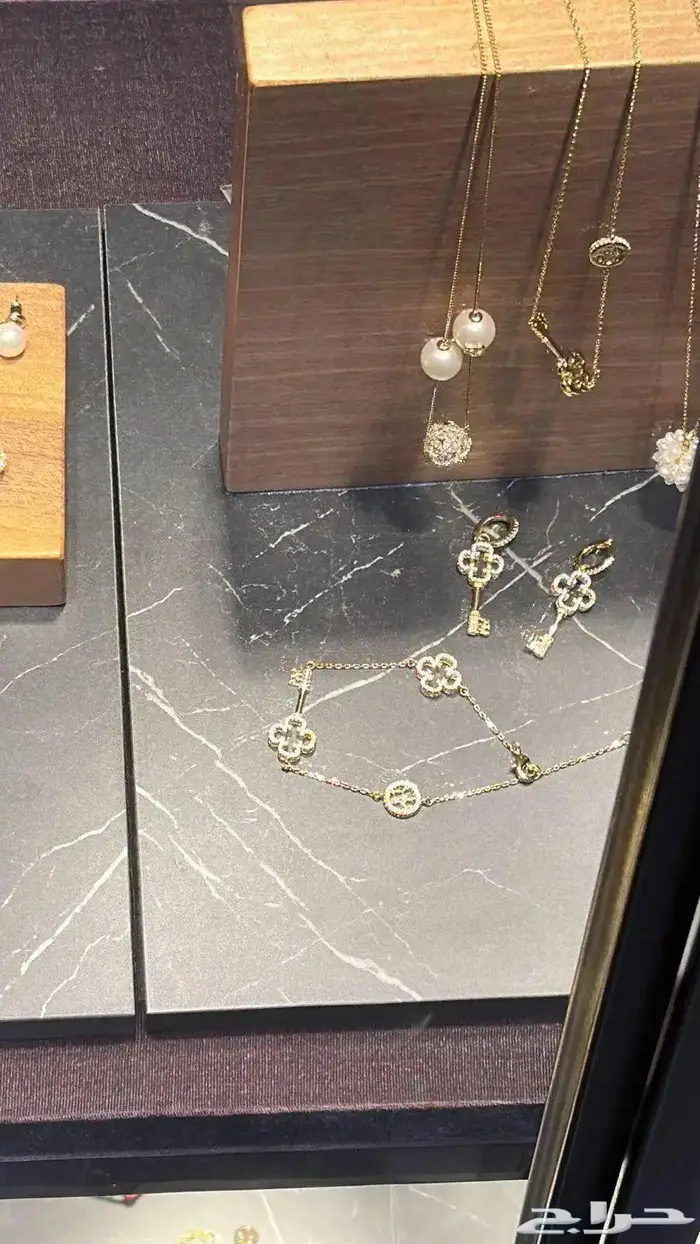 سوارة وسلسال توري بورش 0