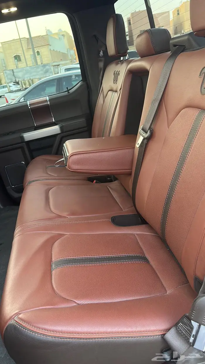 ماشاء الله الله يبارك فورد F150كنق رانش 2019 أمريكي 11