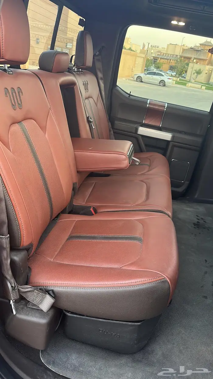 ماشاء الله الله يبارك فورد F150كنق رانش 2019 أمريكي 12