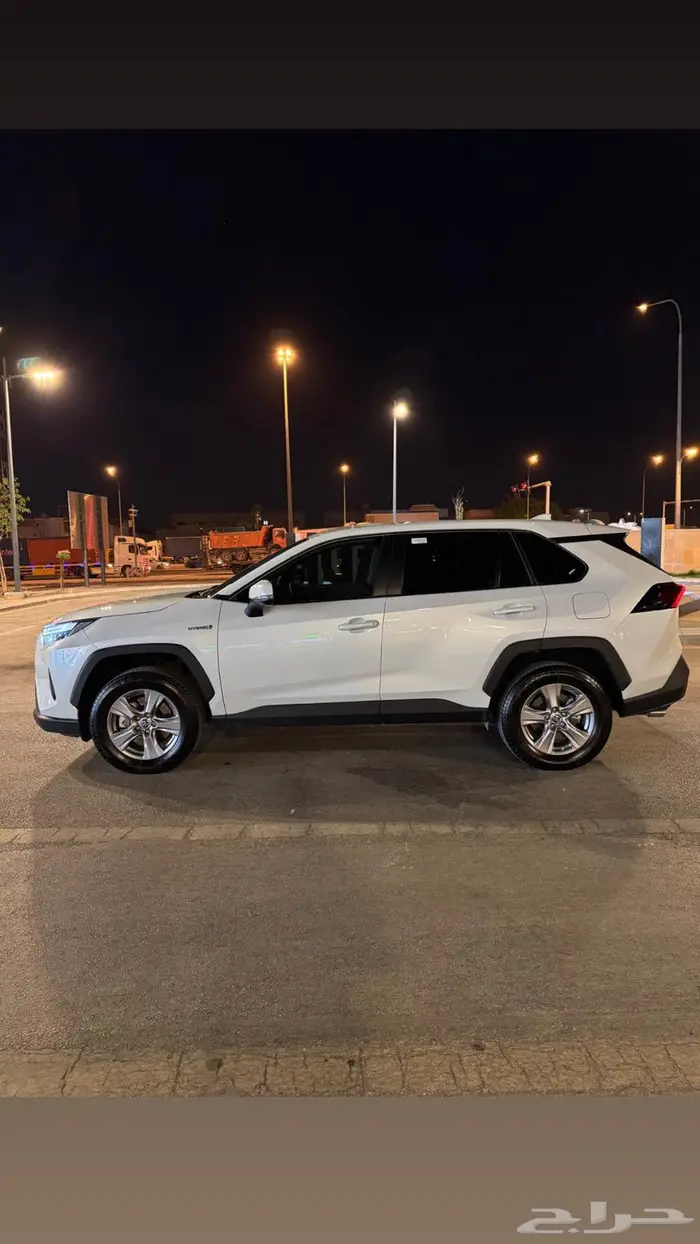 راف فور هايبرد مكينه كبير نظيف 3