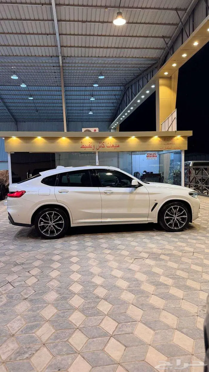 بى ام دبليو X4 موديل 2021 4