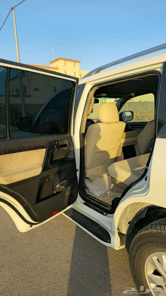 تويوتا جي اكس ار 2011 10