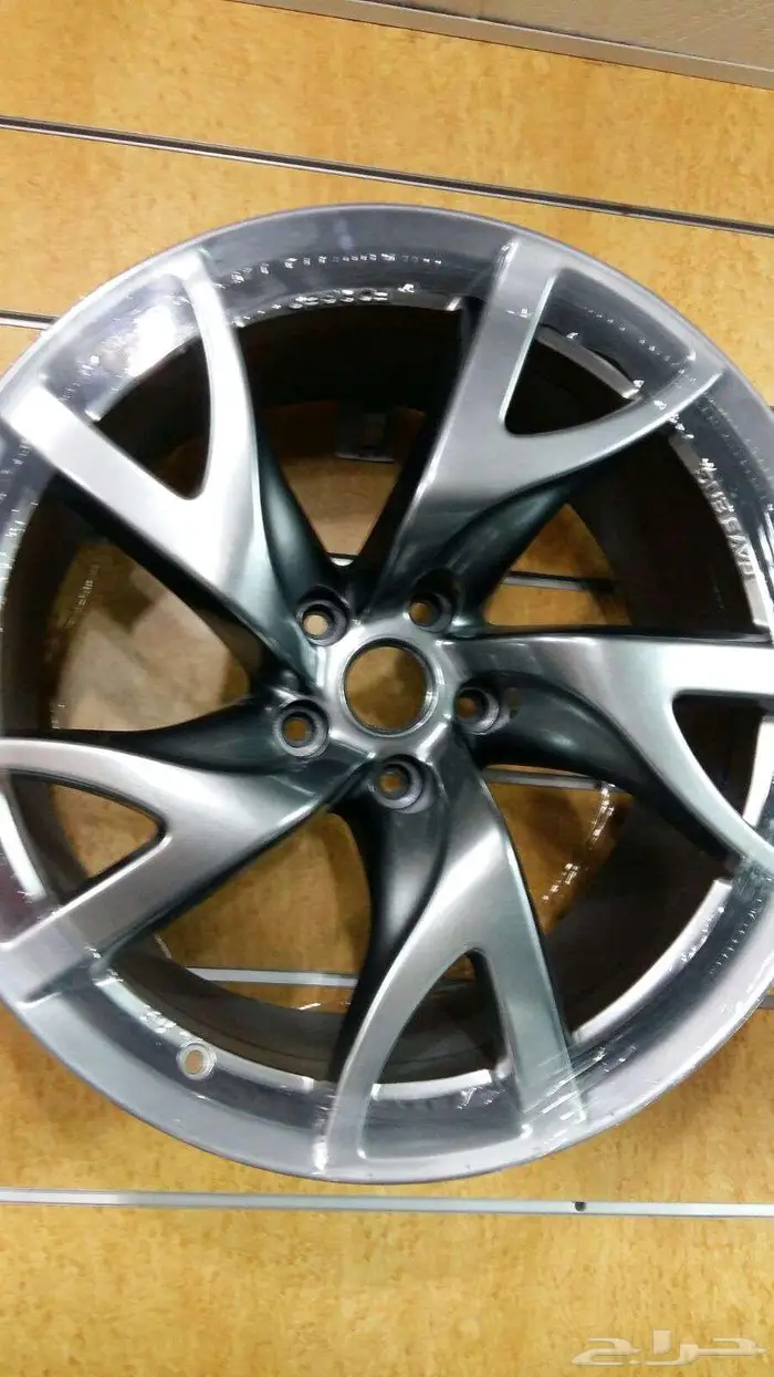 نيسان سبورت زد حجم 19 الاصلي الوكالة 14