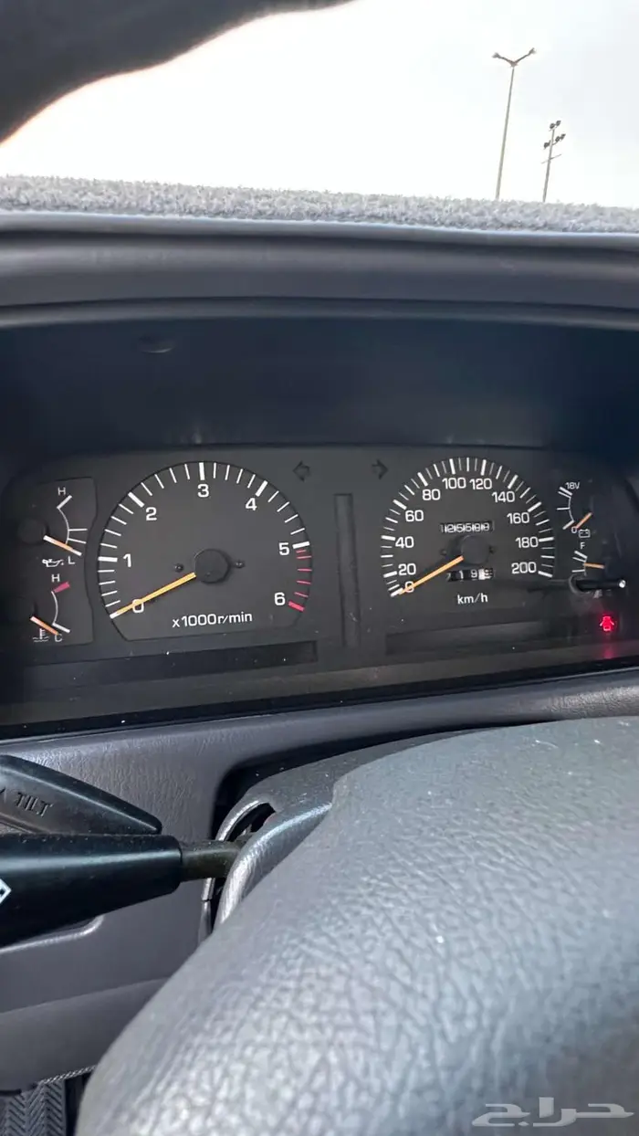 جيب تويوتا لاندكروزر مخزن 21