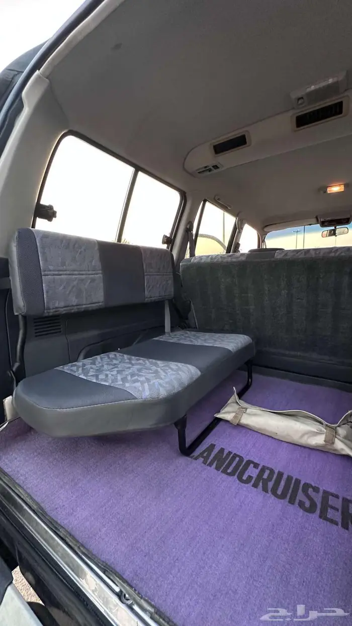 جيب تويوتا لاندكروزر مخزن 47