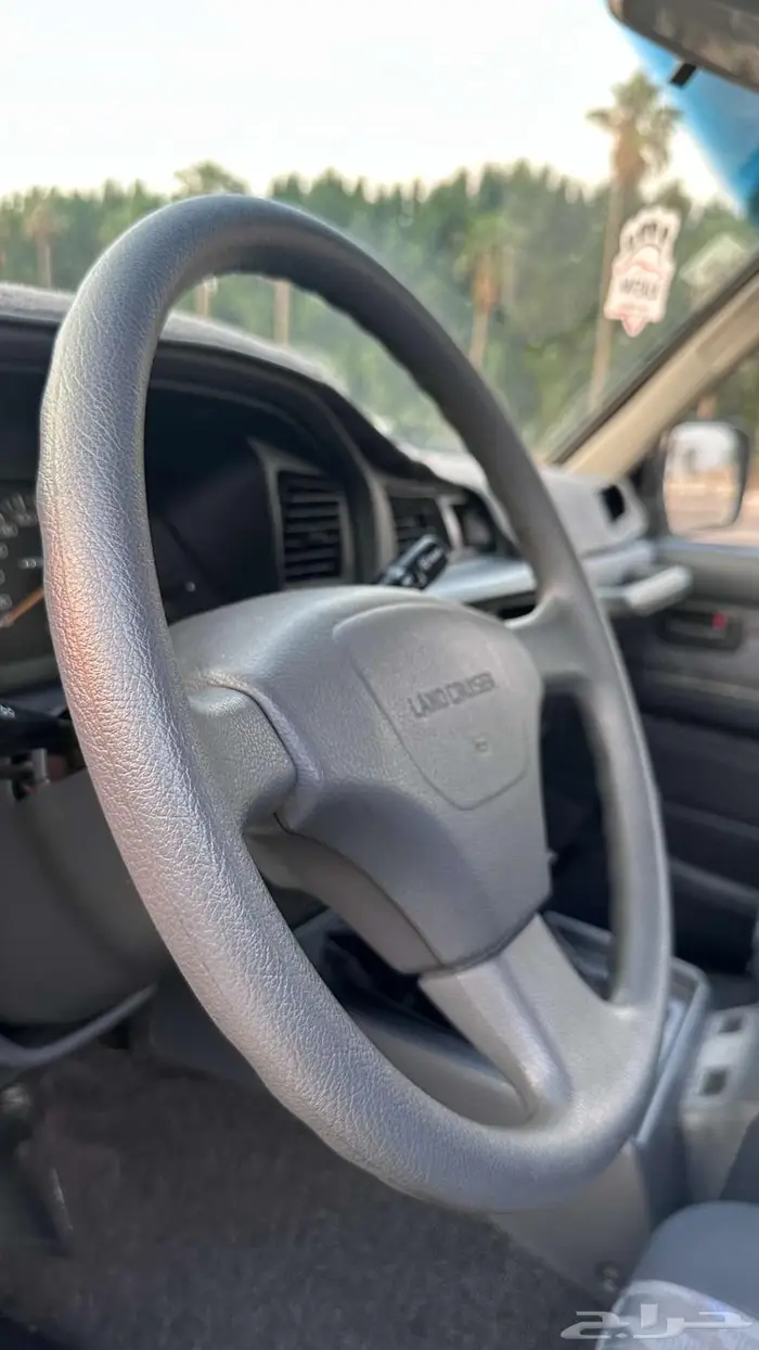 جيب تويوتا لاندكروزر مخزن 22