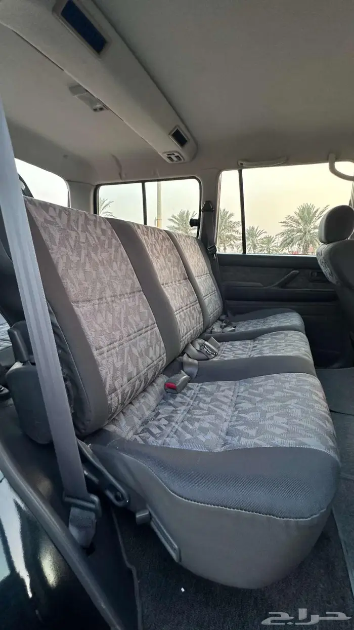 جيب تويوتا لاندكروزر مخزن 46