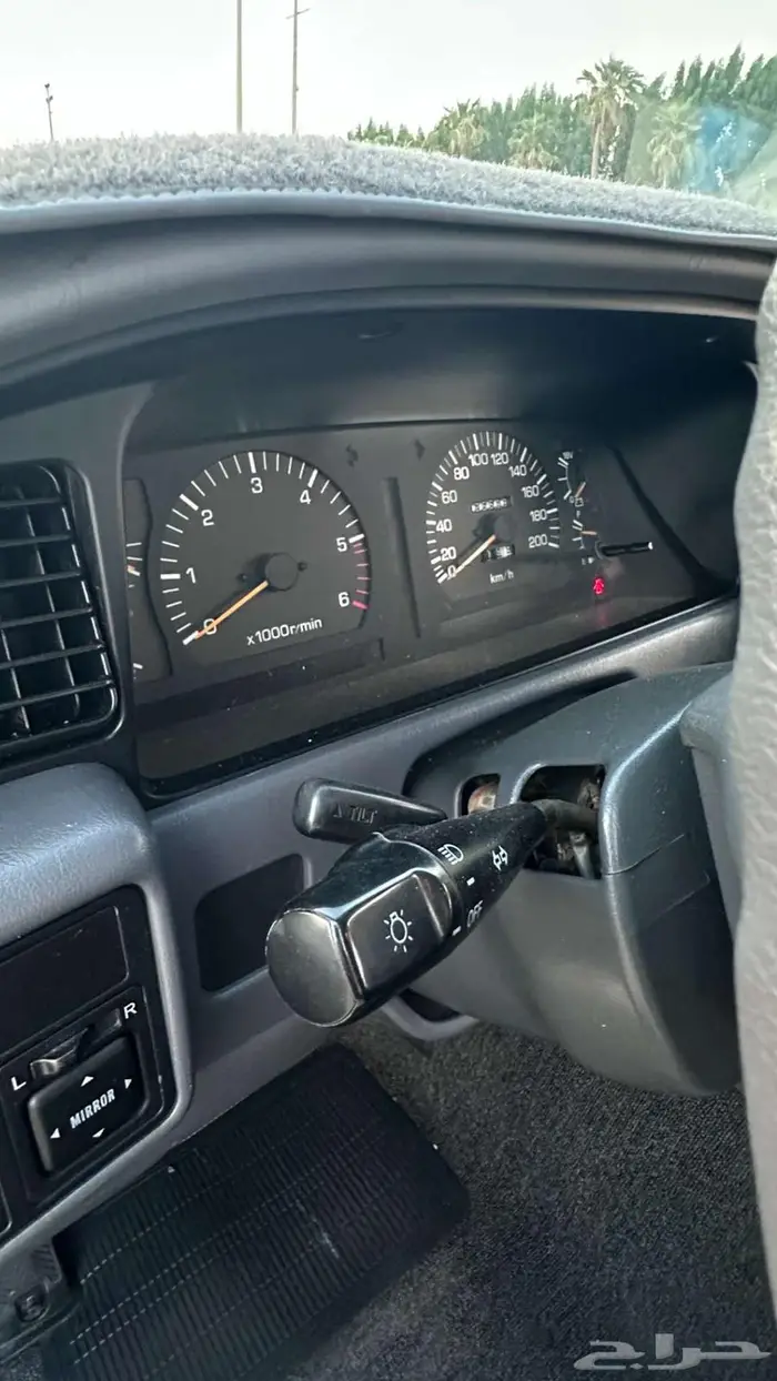 جيب تويوتا لاندكروزر مخزن 26