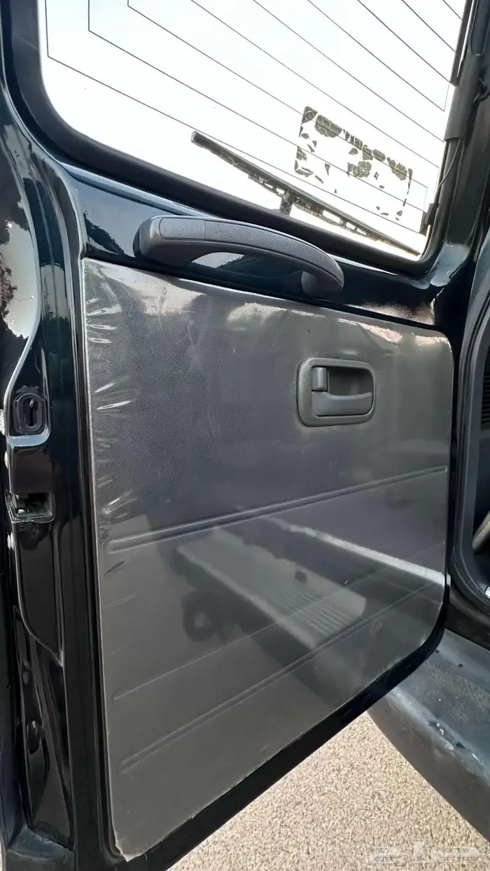 جيب تويوتا لاندكروزر مخزن 52