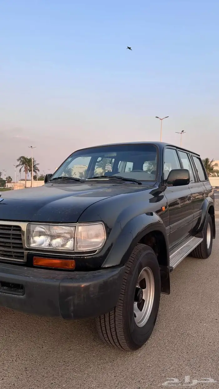 جيب تويوتا لاندكروزر مخزن 0