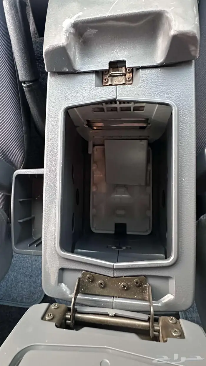 جيب تويوتا لاندكروزر مخزن 39