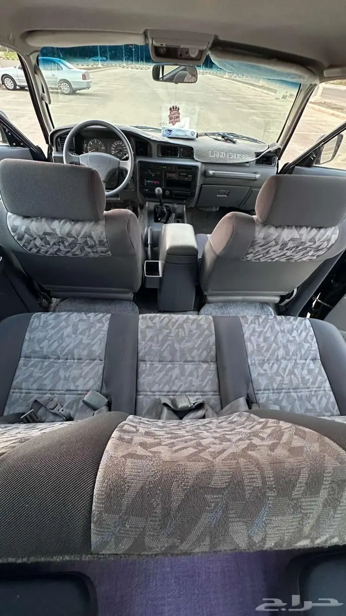 جيب تويوتا لاندكروزر مخزن 41