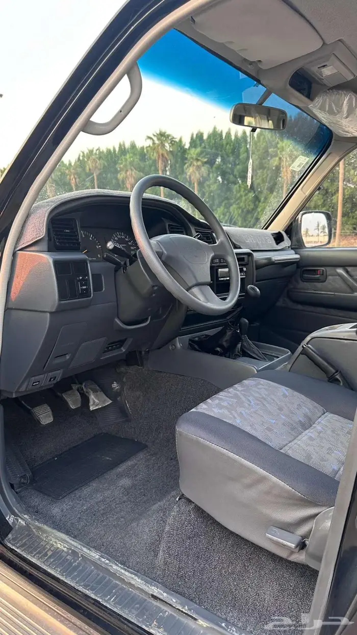 جيب تويوتا لاندكروزر مخزن 35