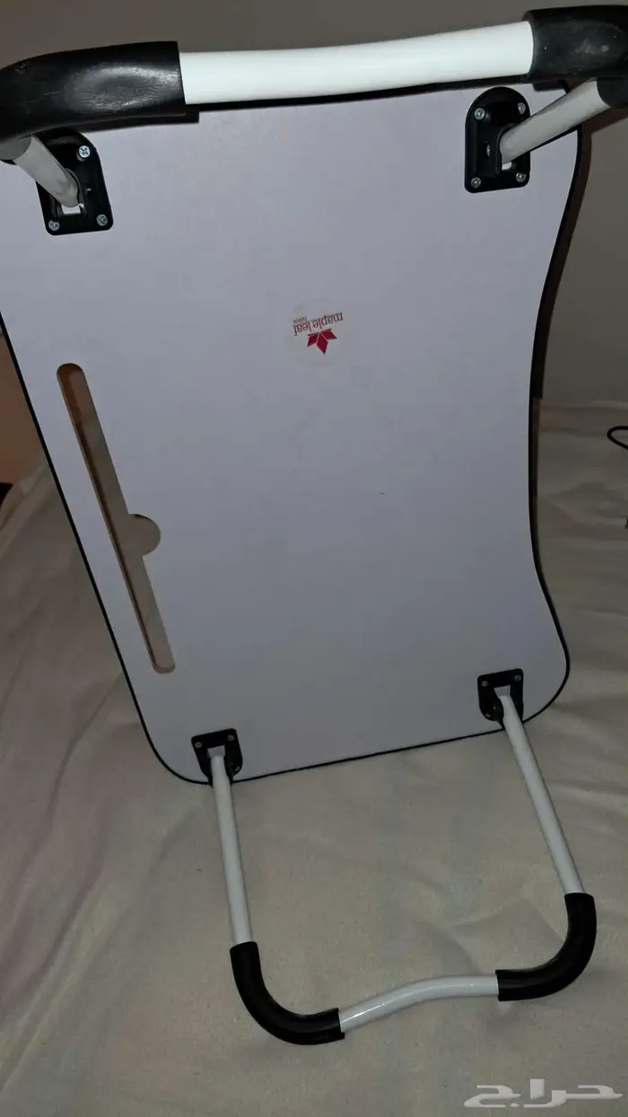 طاولة لاب توب جديدة قابلة للطي 3