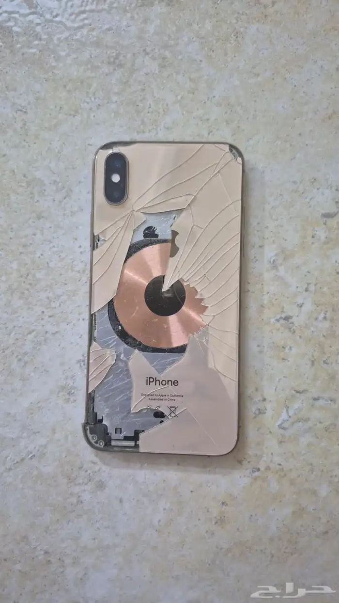 ايفون اكس اس 4