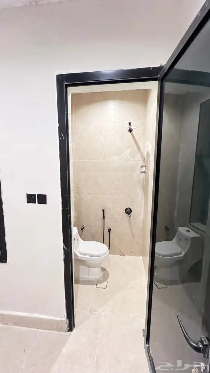 شقة جديدة راقية للإيجار في الدمام   حي الشعلة 10