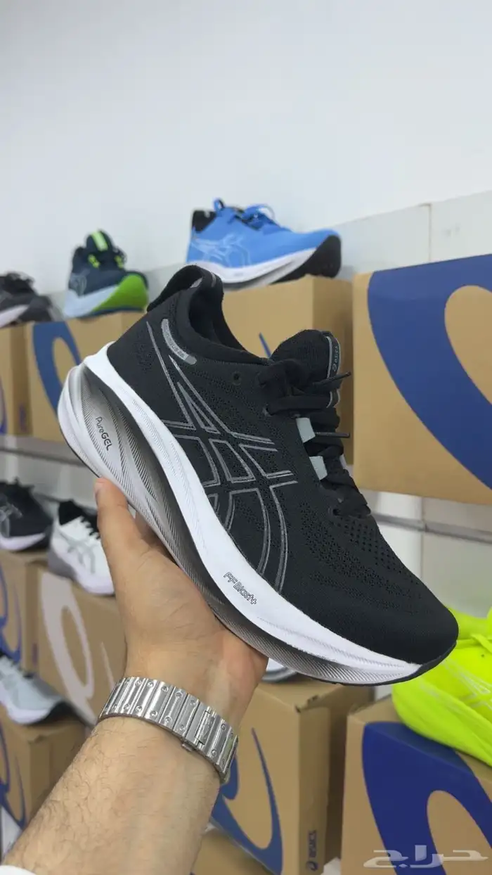 شوزات بروكس جلسرين ماكس  اون كلاود   اديداس  ديور 42