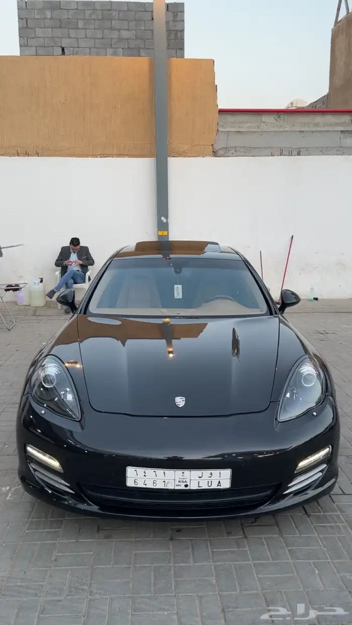 بورش بانيمرا 6 سلندر على الشرط 2012 19