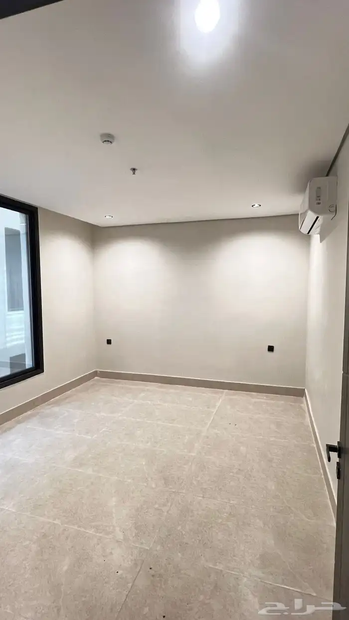 شقة جديدة راقية للإيجار في الدمام   حي الشعلة 14