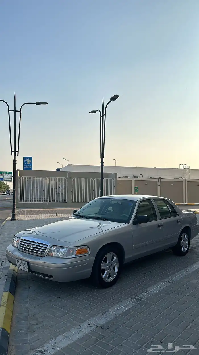 فورد كراون فكتوريا 2009 0